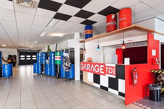 Garage-TDI-showroom_1.jpg